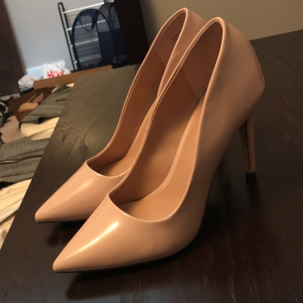 Patent Faux-Leather Nude Pumps